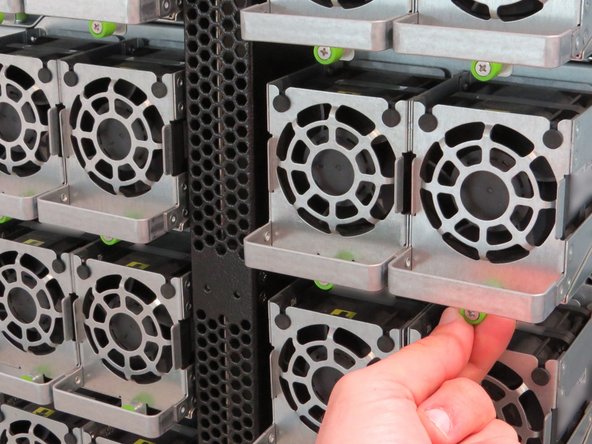 Tighten the thumbscrew.