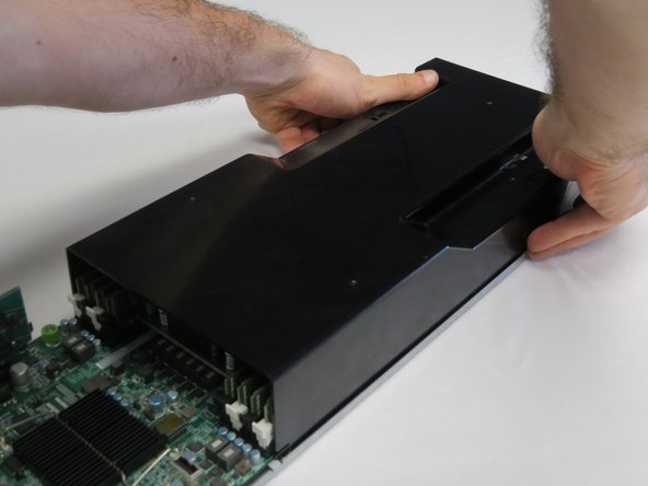 Remove the lid from the server node.