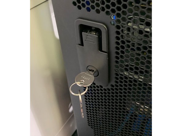 Use the included keys to lock the Discovery Fast Start if required