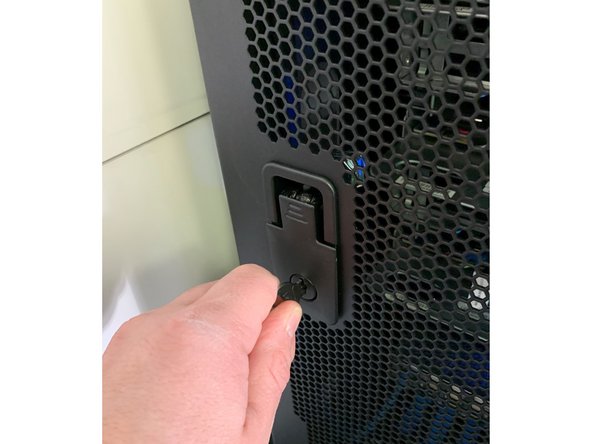 Use the included keys to lock the Discovery Fast Start if required