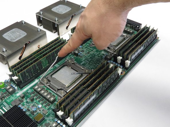 Rotate the CPU 0 retention gate.