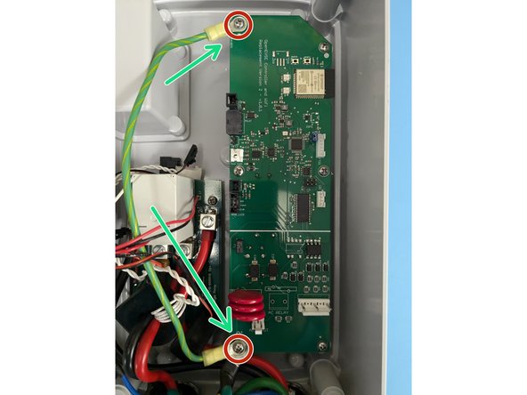 Add the single green wire under the top left position.