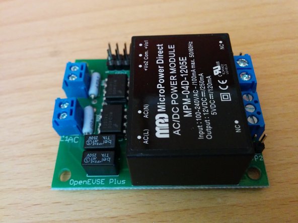 Take care not to touch other components while you solder the power supply leads.