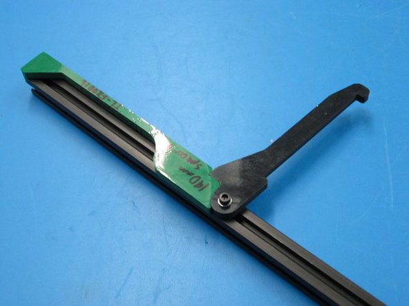 Use 1x M5 x 14 SHCS and M5 Washer to bolt on the Spool Arm.