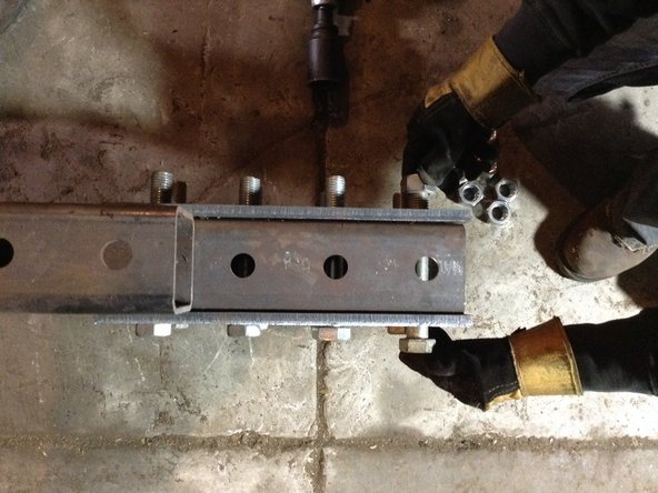 8 7&quot; x 1&quot; bolts