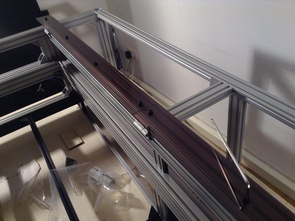 Bolt the seals to the 4040 extrusion.