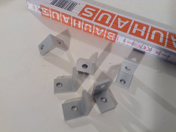 Angle bracket, single, non-gusseted, 6 of these