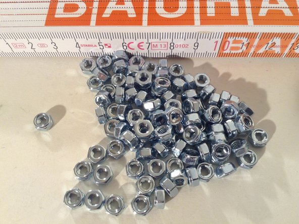 [100] m4 locknuts  2.26