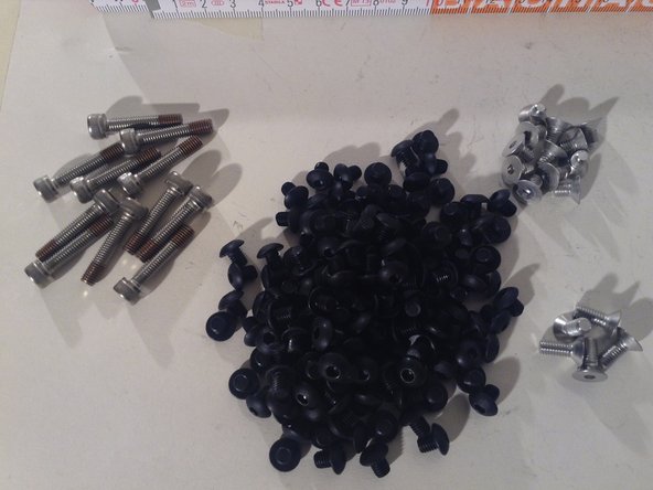 [11] screw DIN912-like, adhesive, M5x25 4.14