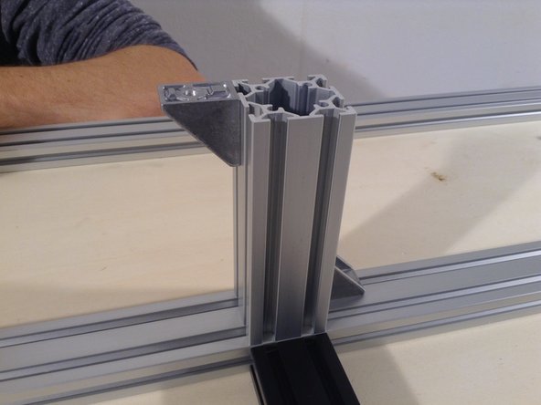 Build middle rear vertical column.