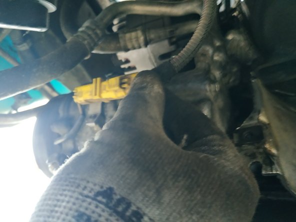 et visser ses 3 vis de fixation, clé de 13mm