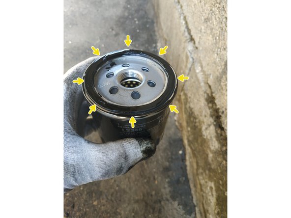 huiler le joint du filtre