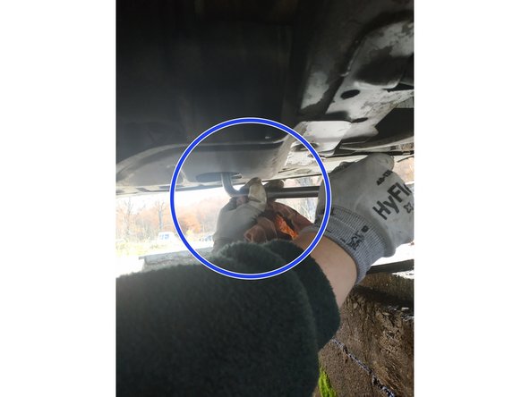 Veiller à remplacer le joint en cuivre.