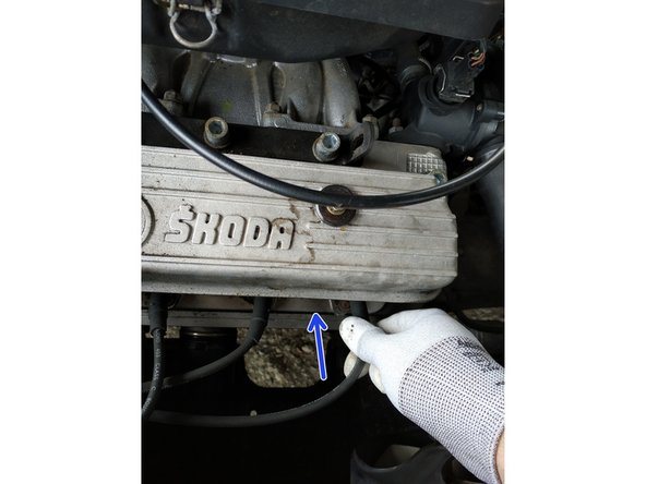 finir le serrage à la clé dynamométrique, couple de 28N.m