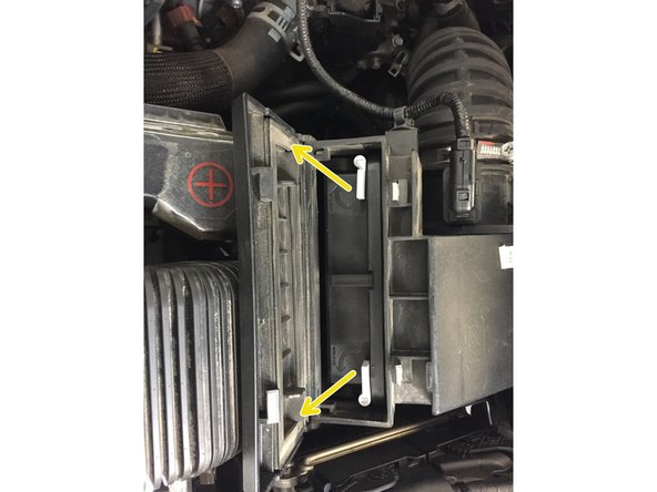 
Turn the retaining clips to release the filter
