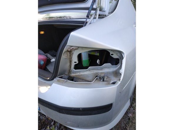 nettoyer la partie carrosserie