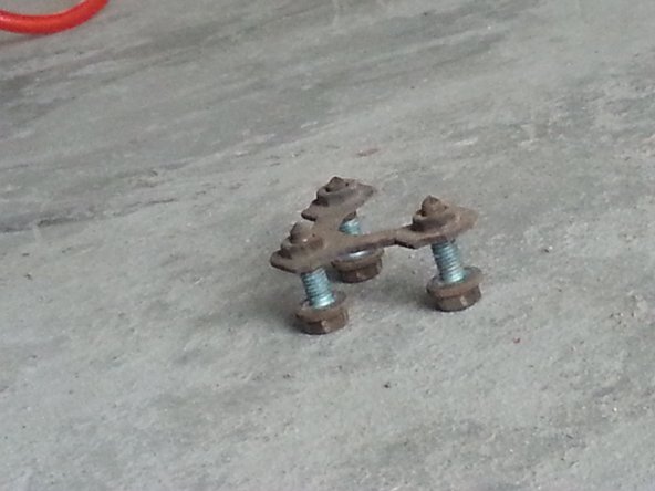 puis tirer afin de sortir la rotule du triangle photo 3