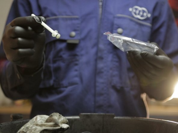 Ouvrir le sachet pour déballer le guide et le joint