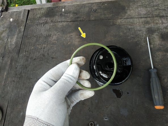 poser le joint neuf fourni avec le kit