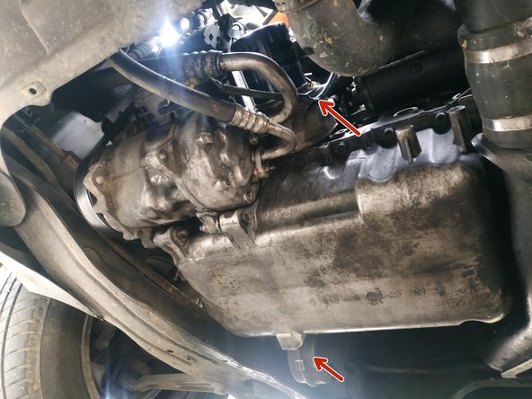 démarrer le moteur, laisser tourner une minute et s'assurer qu'il n'y a pas de fuite au niveau du bouchon et du filtre