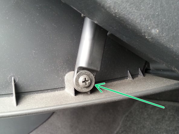 Revisser la vis de maintien