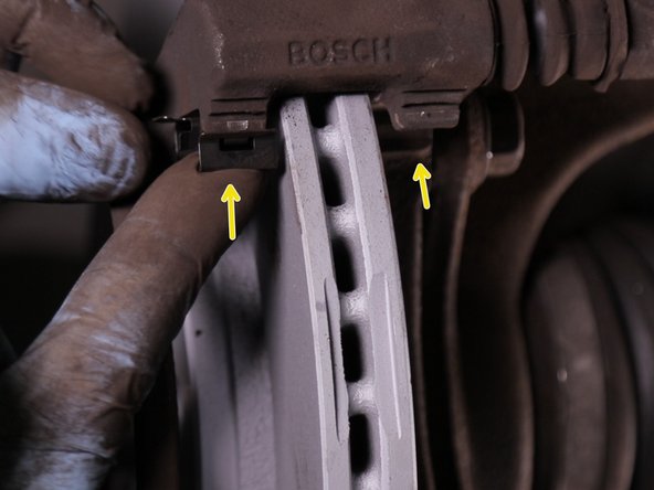 Reclipsser les 4 nouveaux guides en repérant leurs forme et position