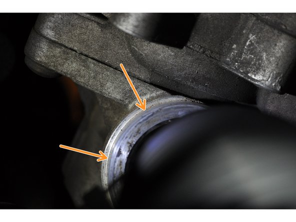 Nettoyer l'épaulement sur le corps de la crémaillère