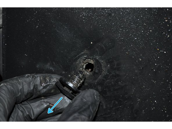 
Once the center of the clip is lifted, simply pull on it to remove it.
