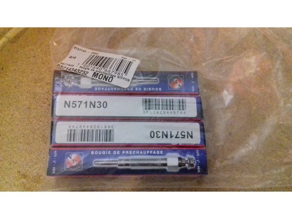 Le sachet des bougies reçu par Oscaro