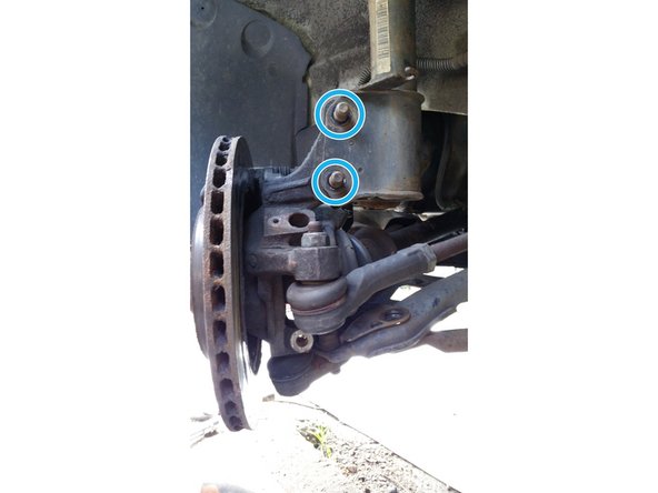 ATTENTION: Les têtes de vis sont vers l'intérieur de la voiture