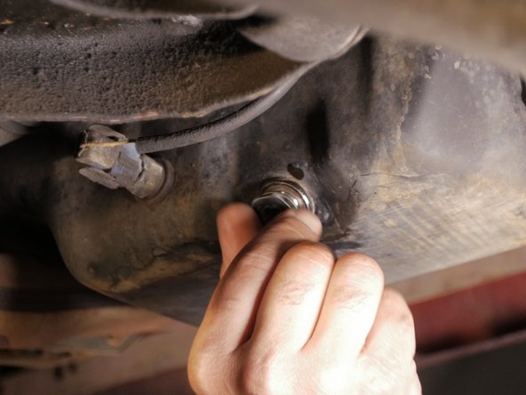 
Tighten the cap using the 24 pipe wrench
