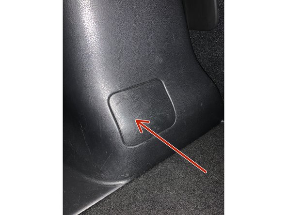 Une fois tout serrer remettre le cache