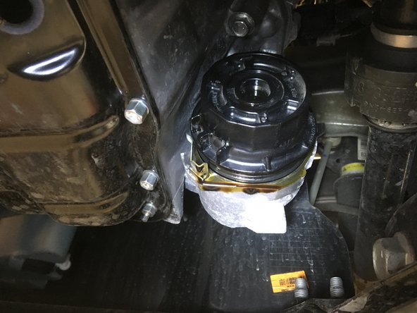 Remonter le filtre à huile