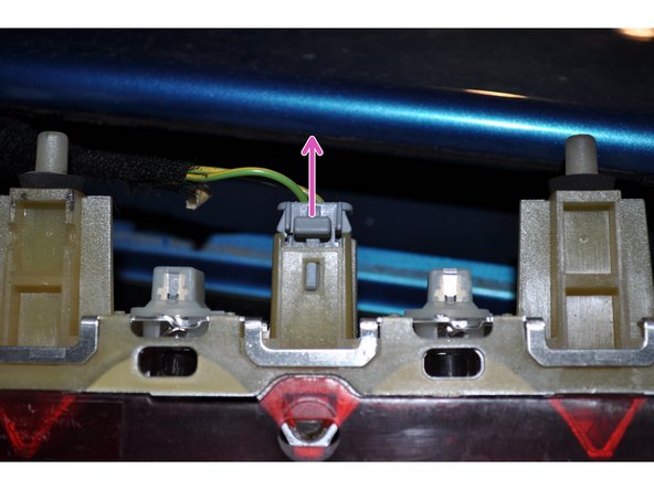 Déconnecter la fiche électrique