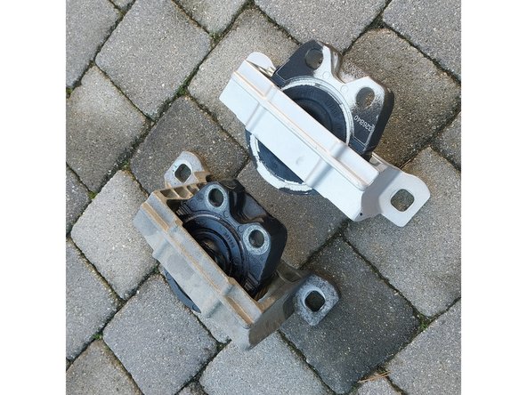 Comparer l'ancien et le nouveau support et vérifier qu'ils soient bien identiques