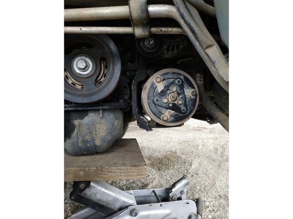 positionner le compresseur de climatisation