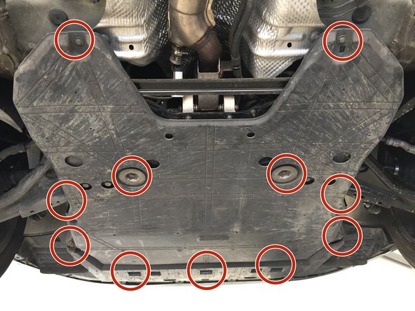 Serre le 11 vis de 10