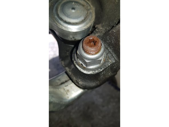 Remplacement du bras transversal avant sur série 5 E61