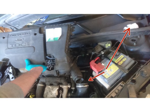 Enlever le chiffon placé sur l'admission d'air du turbo