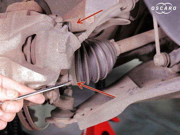 Retirer les 2 capuchons de colonettes derrière l’étrier