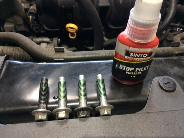 Frein filet sur les boulons du bas...