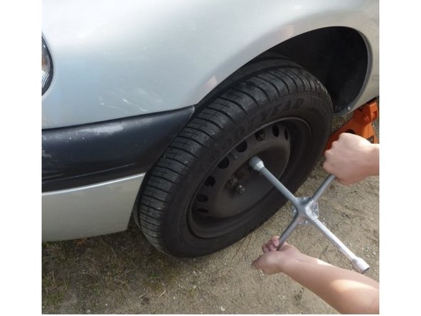 Remettre les vis a la main