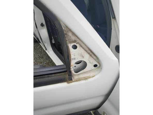 nettoyer la partie carrosserie