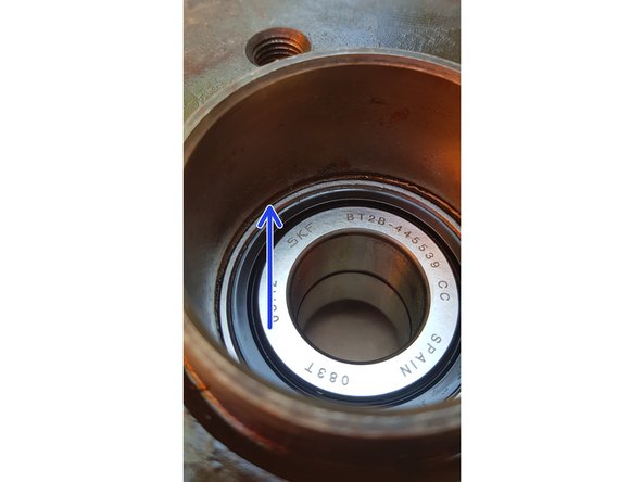 Gorge libre pour le circlips.