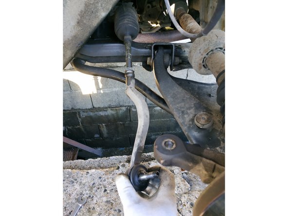 en prenant soin de compter le nombre de tours (17 tours et demi dans mon cas, ceci à titre purement informatif)