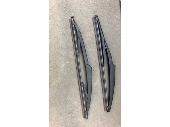 Comparer les 2 balais