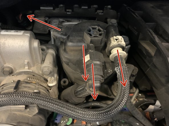 Débrancher les durites et le capteur