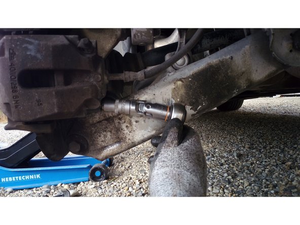 Nettoyer les vis d'étrier ou les remplacer si nécessaire