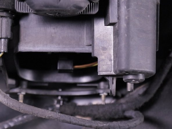 Vous avez maintenant accès à l'emplacement de l'ampoule