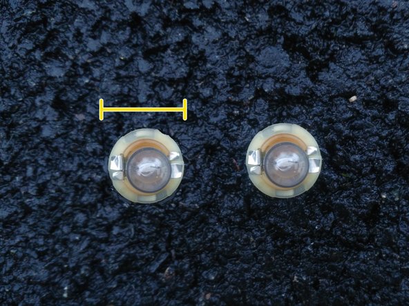 Comparer les ampoules (culot, capacité...)  Il s'agit ici d'une W5W